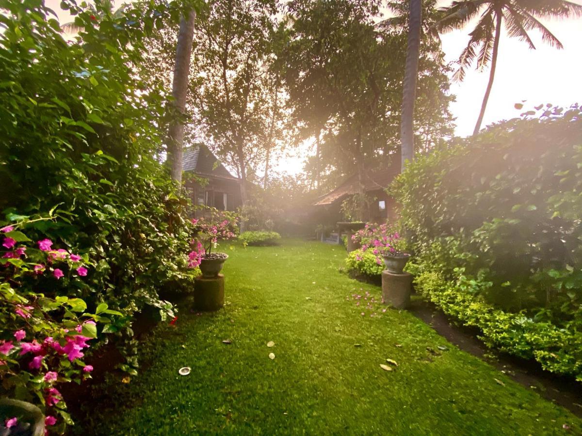 Hidden Heaven Rumah Barong Jasri Exteriör bild